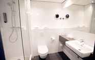 In-room Bathroom 3 Best Western Plus Plaza Almere