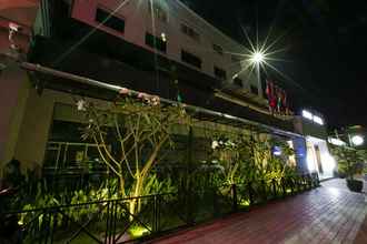 Exterior 4 Mito Hotel