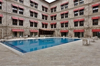 Swimming Pool Sapphire Hotel Zagulba