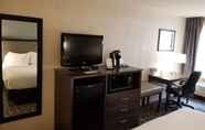 Bedroom 3 Country Inn & Suites by Radisson Auburn IN