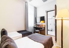 Lain-lain 6 Warsaw River View