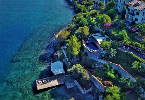Atraksi di Area Sekitar Ece Boutique Hotel - Sovalye Island