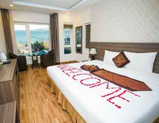 Bedroom 2 Euro Star Hotel