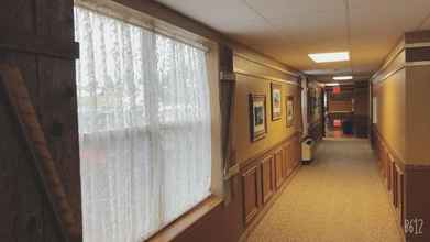 Lobby 4 Americas Best Value Inn Covered Wagon Lusk