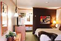 Bedroom Americas Best Value Inn Covered Wagon Lusk