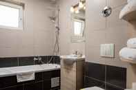 In-room Bathroom Brasov Holiday Apartments - SAH