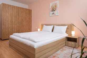 Bedroom 4 Brasov Holiday Apartments - PERLA