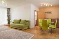 Ruang Umum Brasov Holiday Apartments - PANORAMIC 11