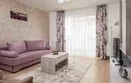 Common Space 7 Brasov Holiday Apartments-PURPLE