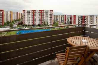 Bedroom 4 Brasov Holiday Apartments - COLORS