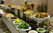 Restaurant 2 Carawan Hotel Jeddah