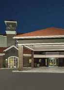 EXTERIOR_BUILDING La Quinta Inn Suites By Wyndham Orem University