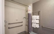 Toilet Kamar 2 La Quinta Inn Suites By Wyndham Orem University