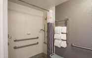 In-room Bathroom 2 La Quinta Inn Suites By Wyndham Orem University