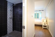 Lain-lain At 8 Thapae Take Me To Old City