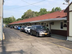 其他 4 Red Carpet Inn