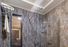 客房内浴室 5 Lonicera Premium Hotel