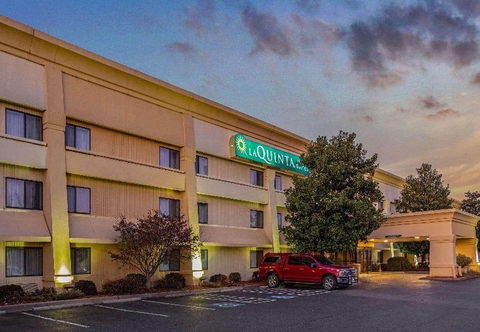 Exterior La Quinta Inn Suites By Wyndham N Little Rock Mcca