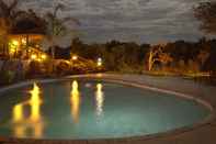 Swimming Pool Chisomo Safari Lodge