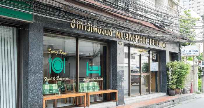 Bên ngoài Muangphol Mansion