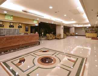 Lobby 2 Park Hotel