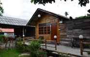 ภายนอกอาคาร 3 Pai Cat Hut Guesthouse