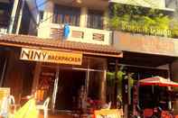 Exterior Niny Backpackers