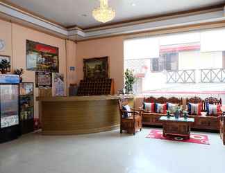 Lobi 2 Hotel Henrico - Legarda