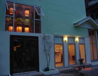 Bangunan 2 Kaset Guesthouse