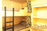 Phòng ngủ Fox Glacier Pod Hostel & Inn