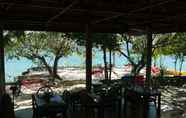 Restaurant 3 Moalboal T Breeze Coastal Resort