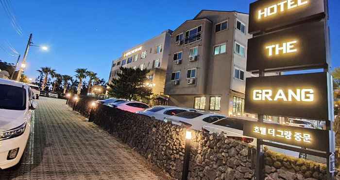 Bangunan Jungmun Beach Hotel