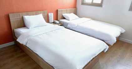 Kamar Tidur 4 Jungmun Beach Hotel