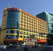 Exterior 2 7 DAYS INN SHENZHEN LONGCHENG SQUARE SUBWAY STATIO