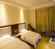 Bedroom 4 Guangzhou Lujiang Tian Yue Hotel