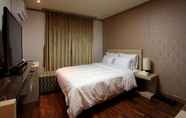 Bedroom 6 Chuncheon Tourist Hotel