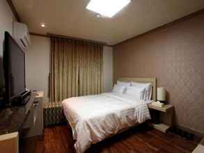 Bedroom 4 Chuncheon Tourist Hotel