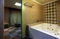 In-room Bathroom Chuncheon Tourist Hotel