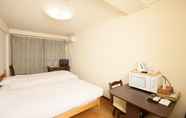 Bedroom 2 Itabashi Hotel Hilltop