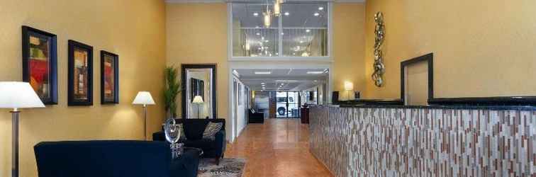 Lobby Comfort Inn & Suites Glen Mills - Concordville