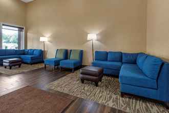Lobby 4 Comfort Inn & Suites Glen Mills - Concordville
