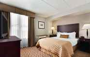 Bedroom 5 Comfort Inn & Suites Glen Mills - Concordville