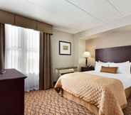 Bedroom 5 Comfort Inn & Suites Glen Mills - Concordville