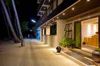 Exterior Kaani Beach Hotel at Maafushi