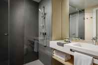 In-room Bathroom Raval House