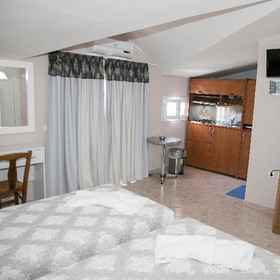 Zoi Lixouri 1, Hotel Makris Yalos Beach