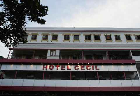 Luar Bangunan Hotel Cecil