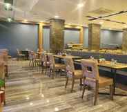 Restaurant 6 Ramada by Wyndham Mersin