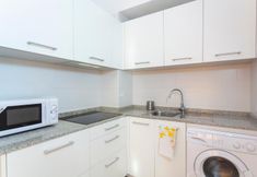 อื่นๆ 5 Yourhouse Monges