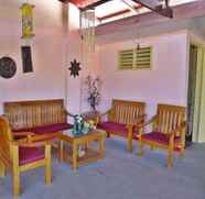 Lobi 3 Princess Armicha Pension House